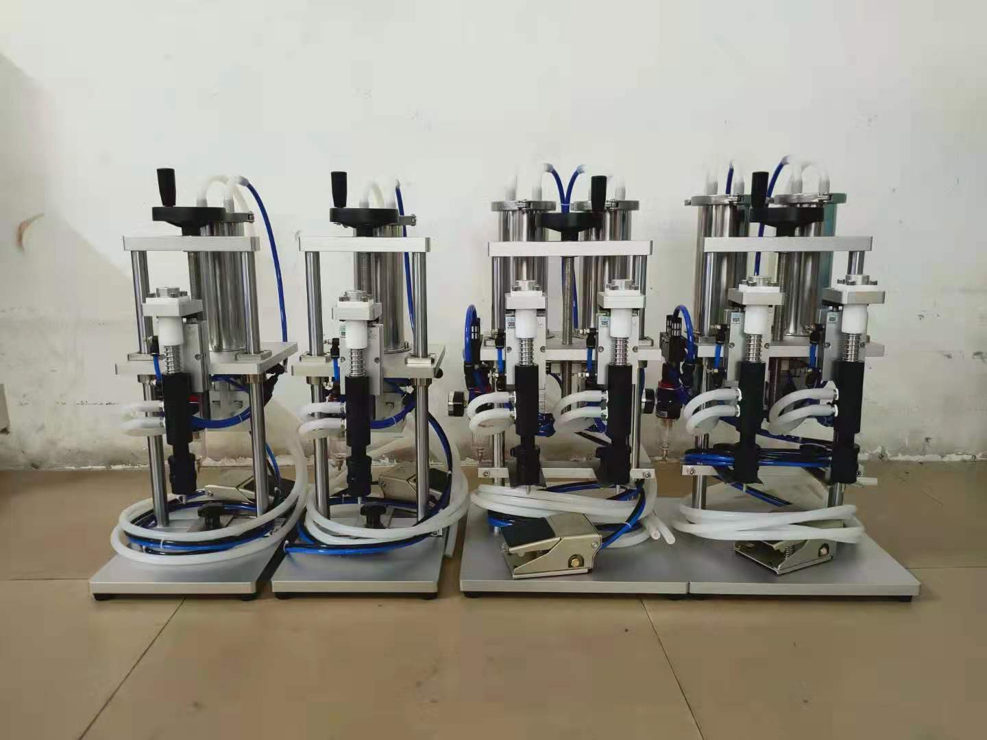 pneumatic filling machine